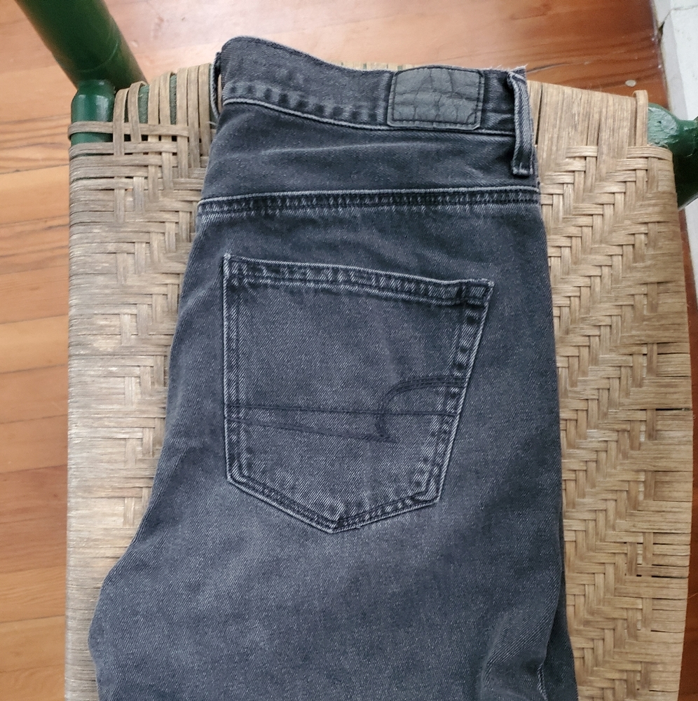 black distressed mom jeans